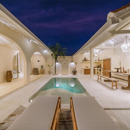 Villa Stella: 2Br Vibrant Mediterranean Oasis Canggu Εξωτερικό φωτογραφία